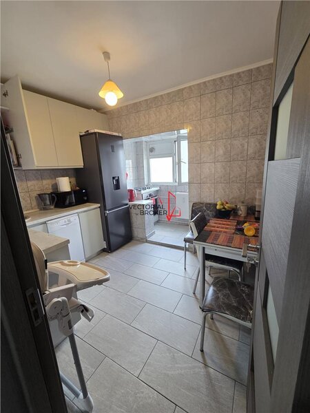 Pantelimon - Morarilor, 2 camere, decomandat, constr.1984